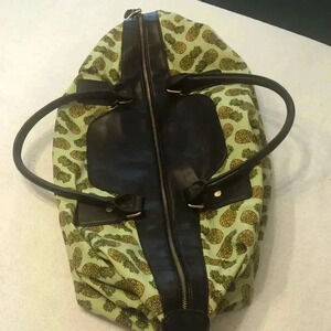 Nila Anthony weekender bag